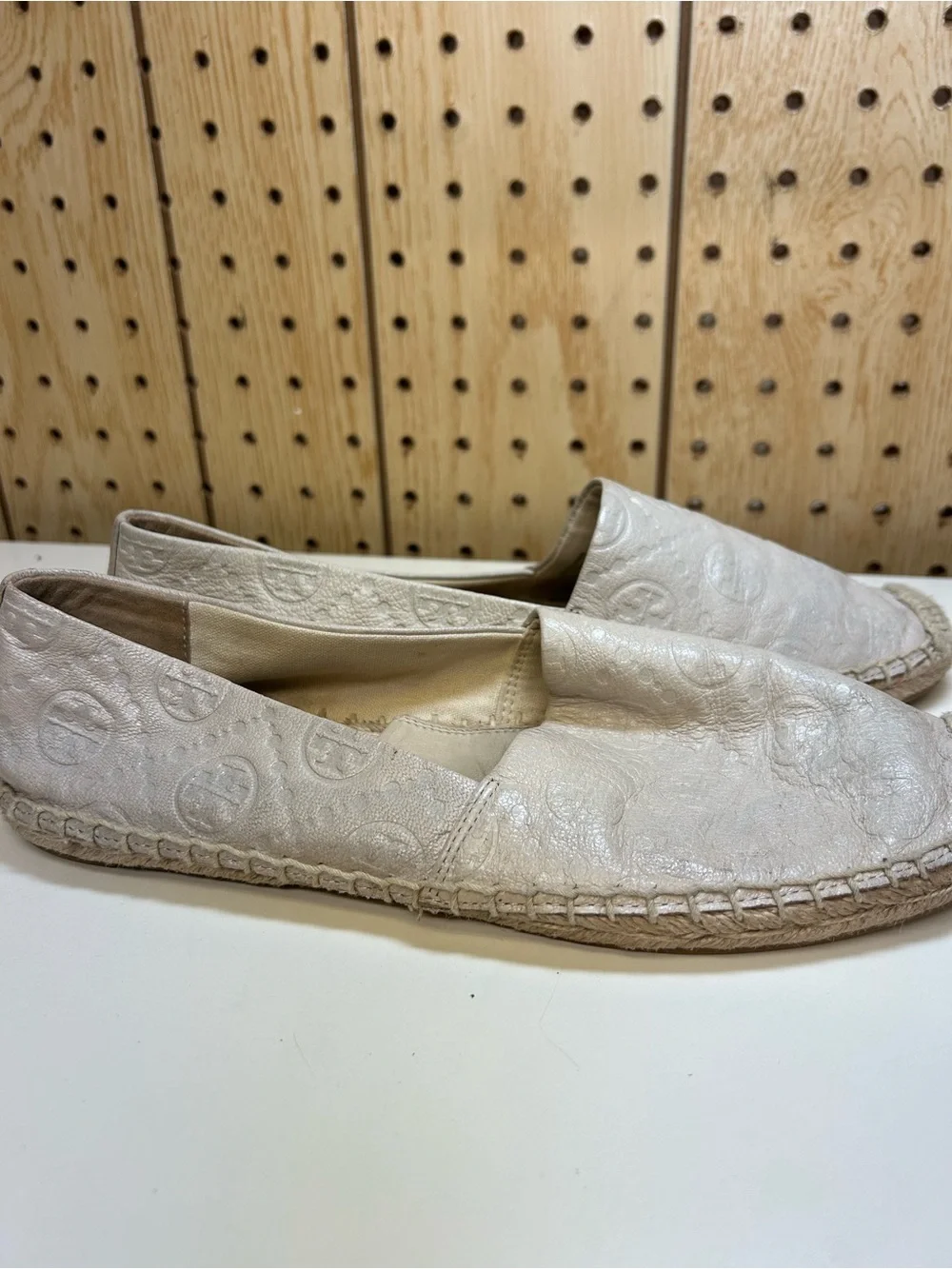 Tory Burch Cream Leather Logo Espadrille Slip-Ons
